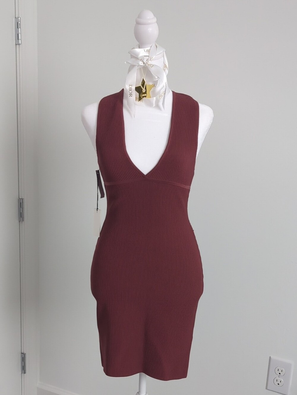 Babaton Ribbed V-Neck Bodycon Mini Dress in Burgundy